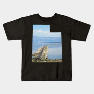 Utah State Outline - Antelope Island Causeway in the Great Salt Lake Kids T-Shirt